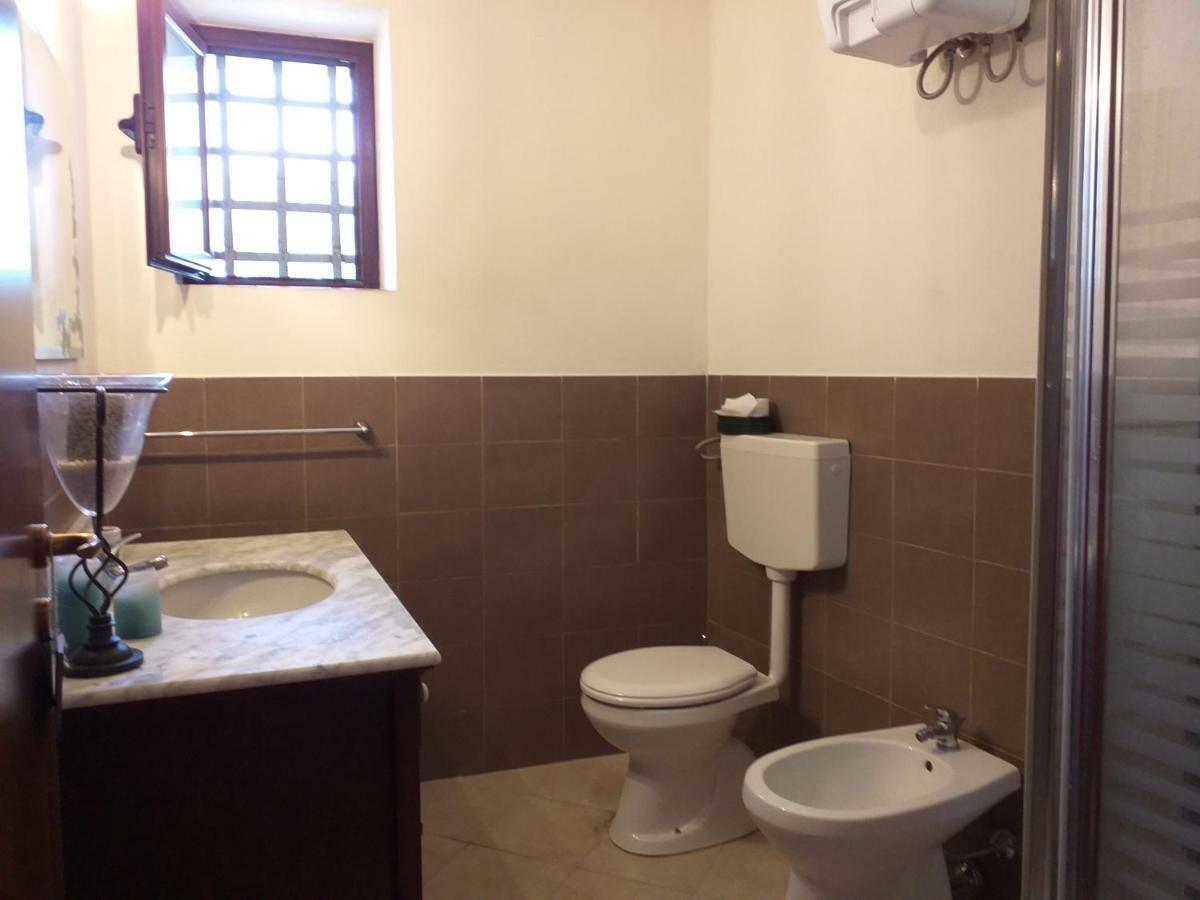 Gibbesi Country Farm Piccolo Cottage Naro Экстерьер фото