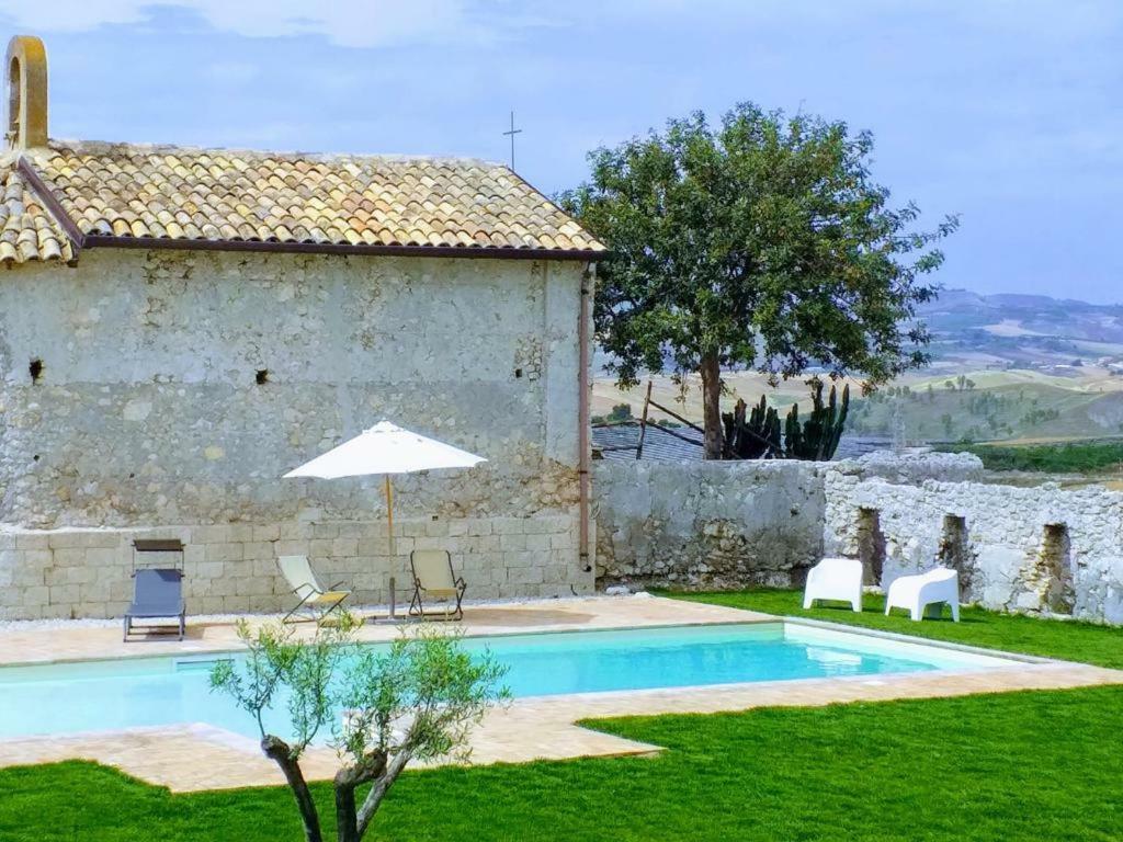 Gibbesi Country Farm Piccolo Cottage Naro Экстерьер фото